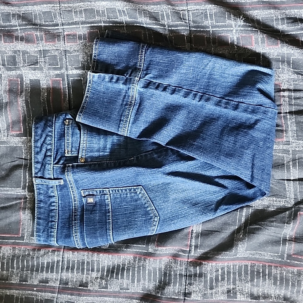 Simply Vera denim Capri pant